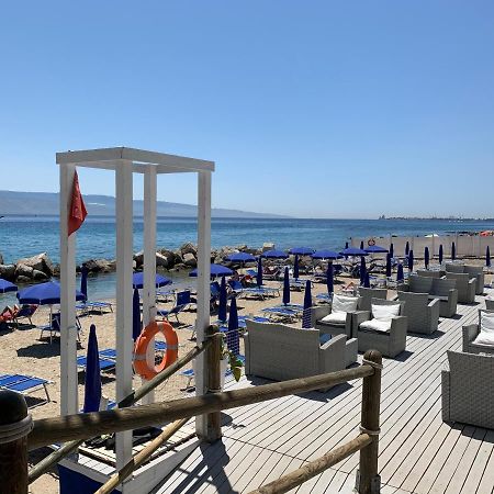 Bed And Beach Mesina Exterior foto