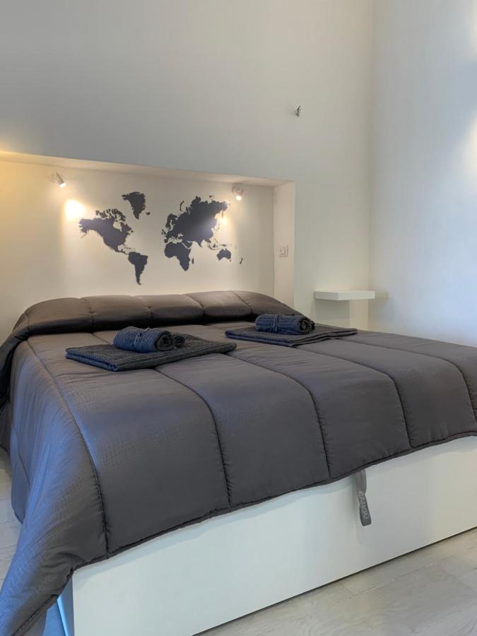 Bed And Beach Mesina Exterior foto